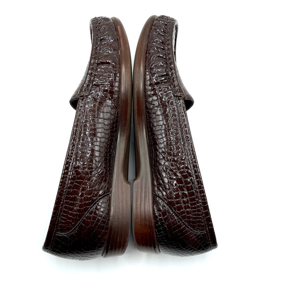 SAS Croc Pattern Patent Leather Loafer - Picture 4 of 8